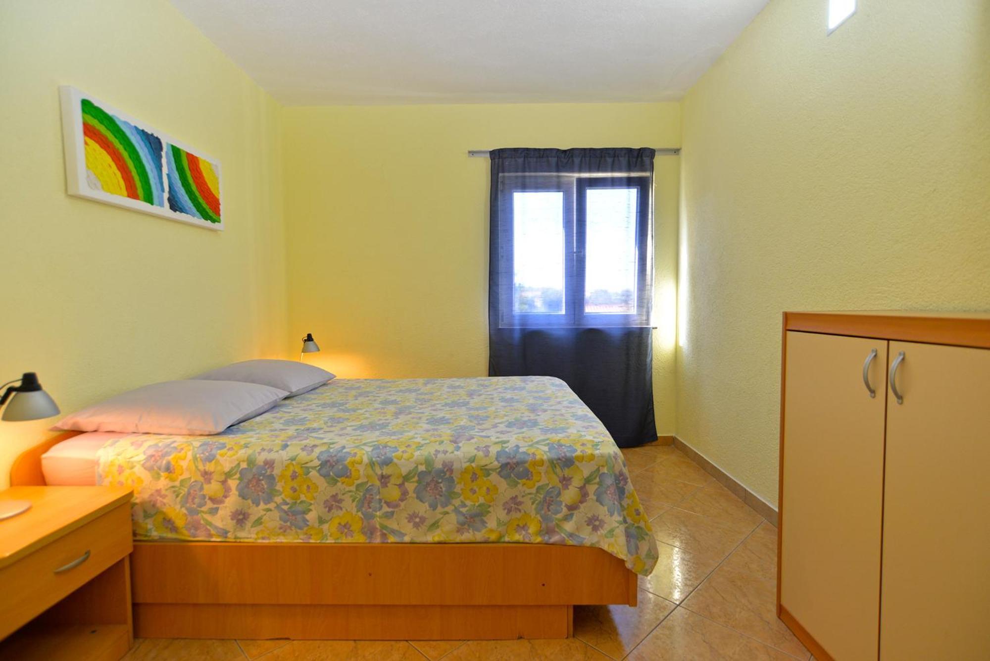 Apartments Milica 56 Pula Bagian luar foto