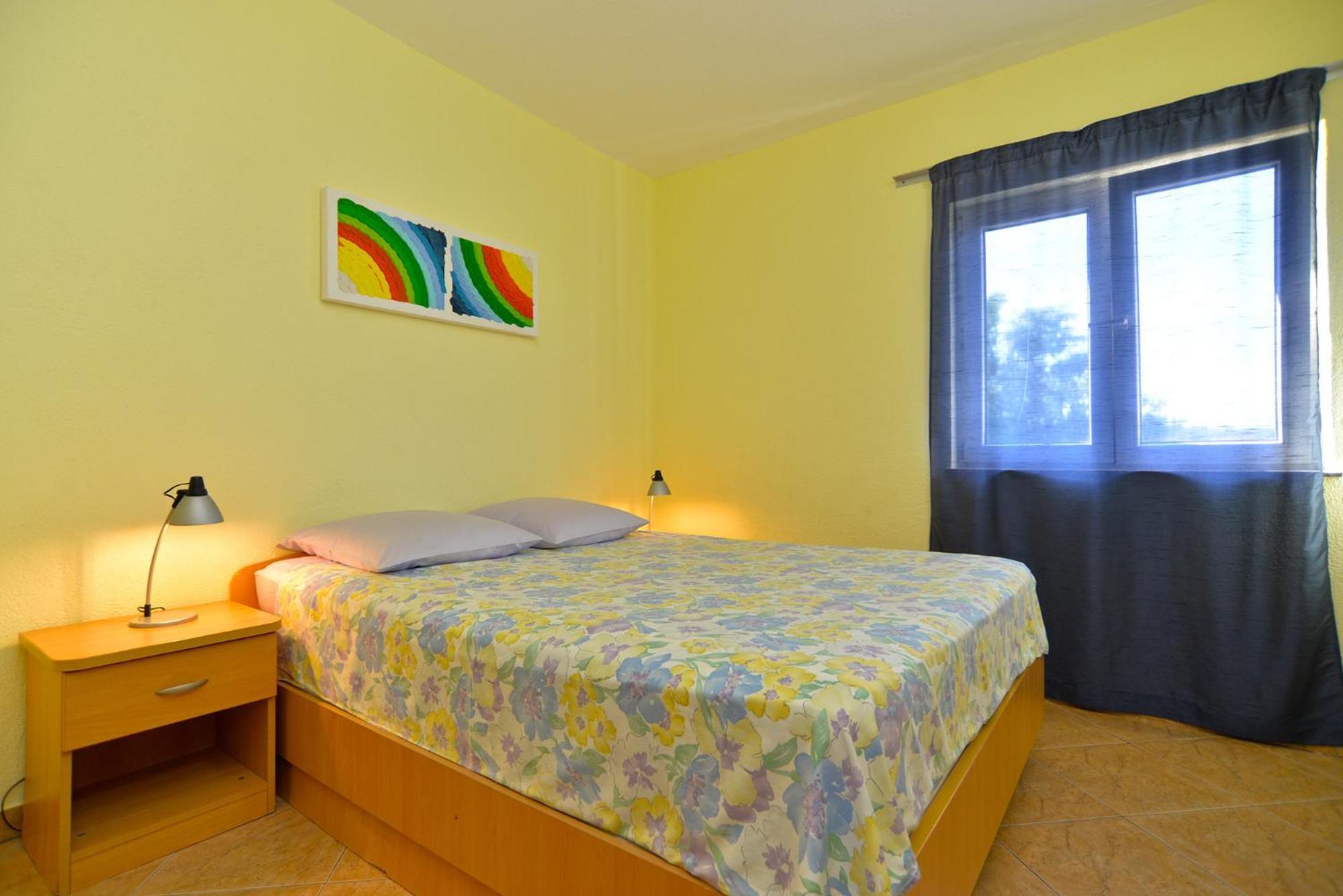 Apartments Milica 56 Pula Bagian luar foto