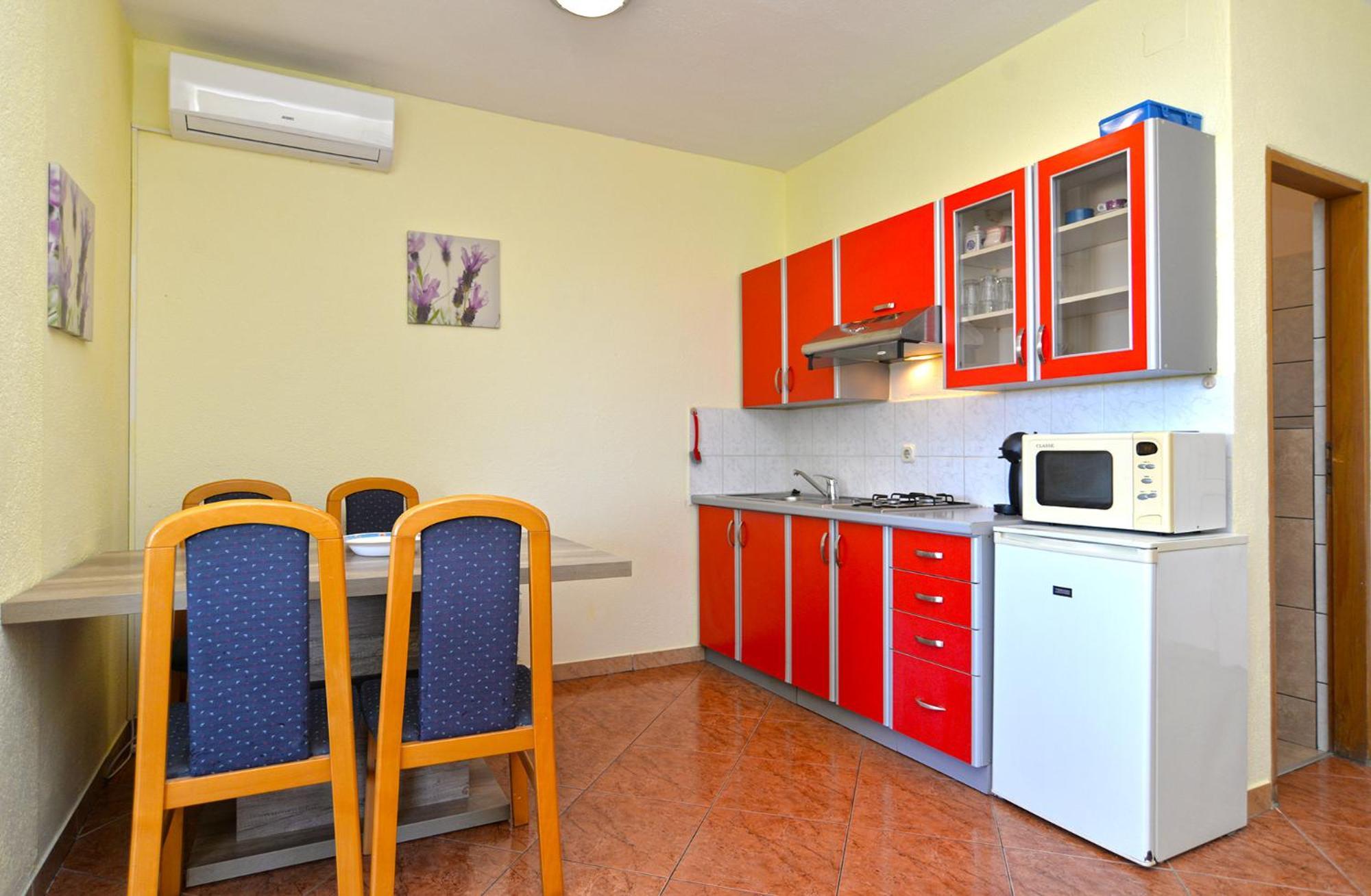 Apartments Milica 56 Pula Bagian luar foto