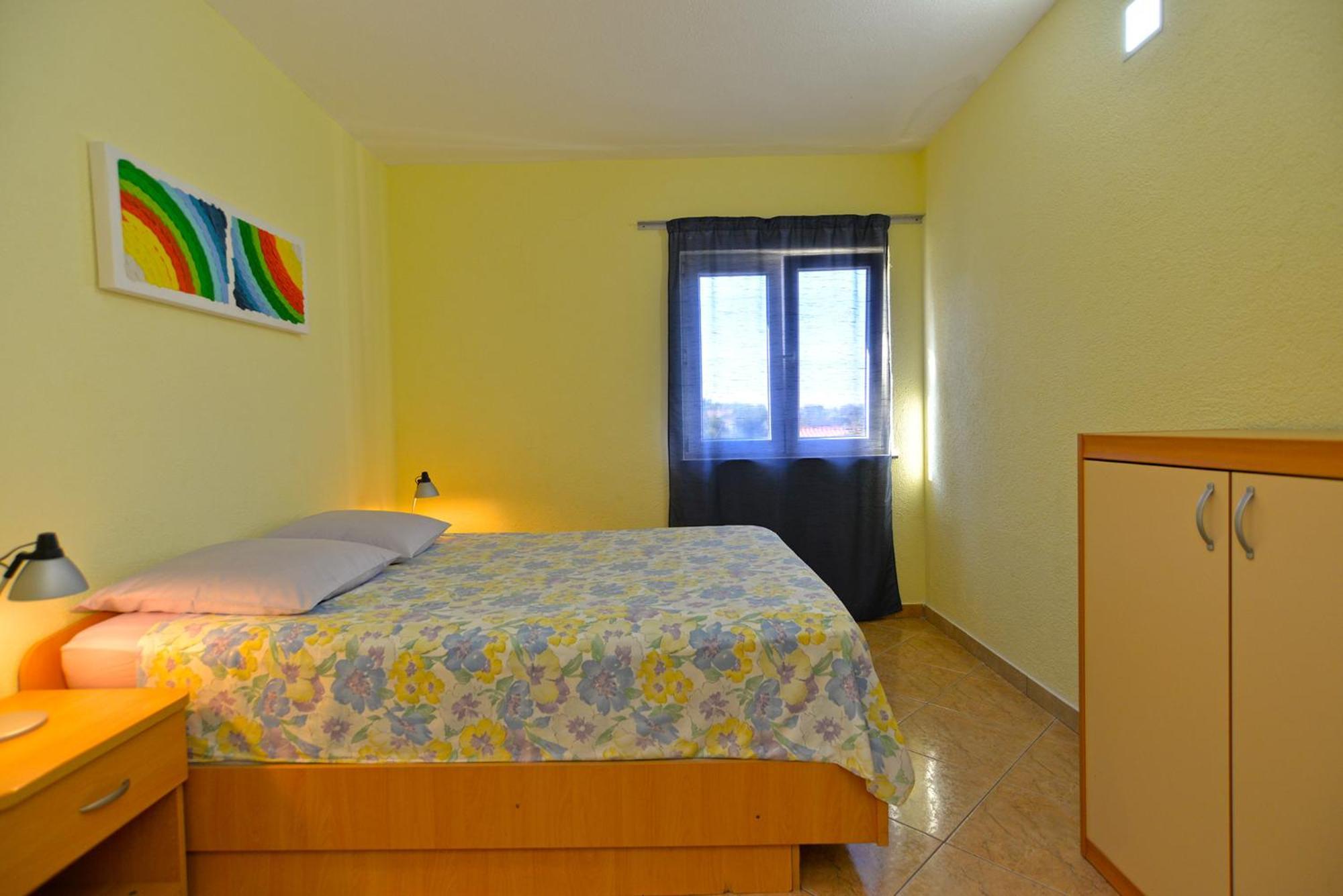 Apartments Milica 56 Pula Bagian luar foto