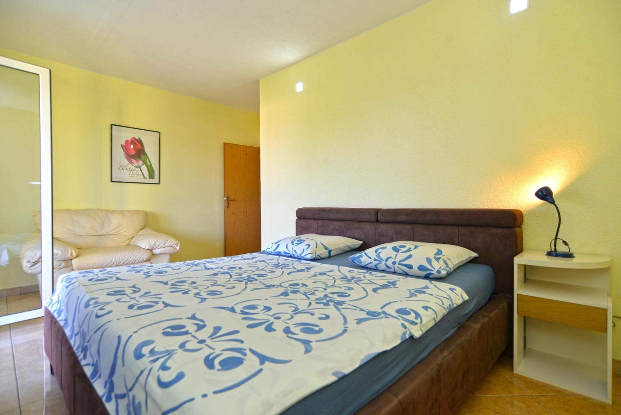 Apartments Milica 56 Pula Bagian luar foto