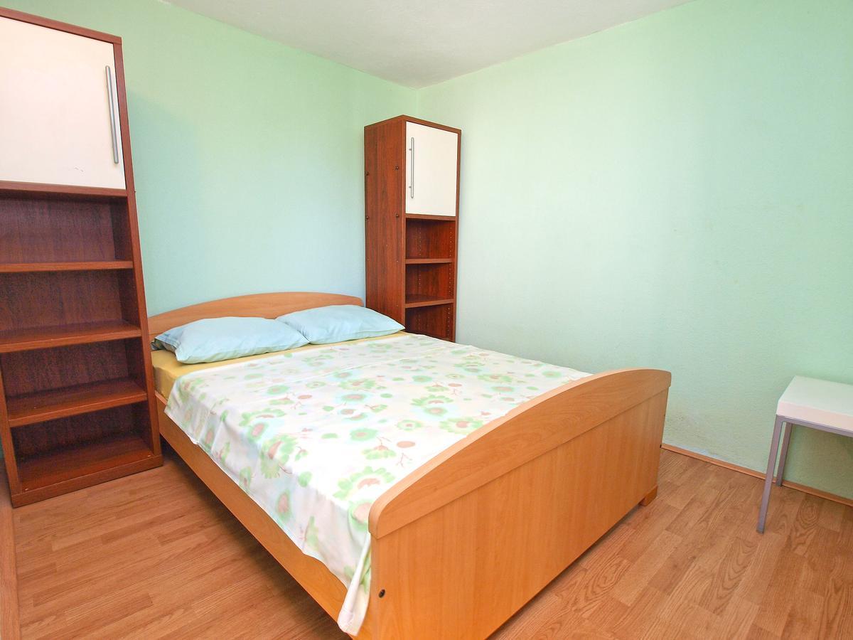 Apartments Milica 56 Pula Bagian luar foto