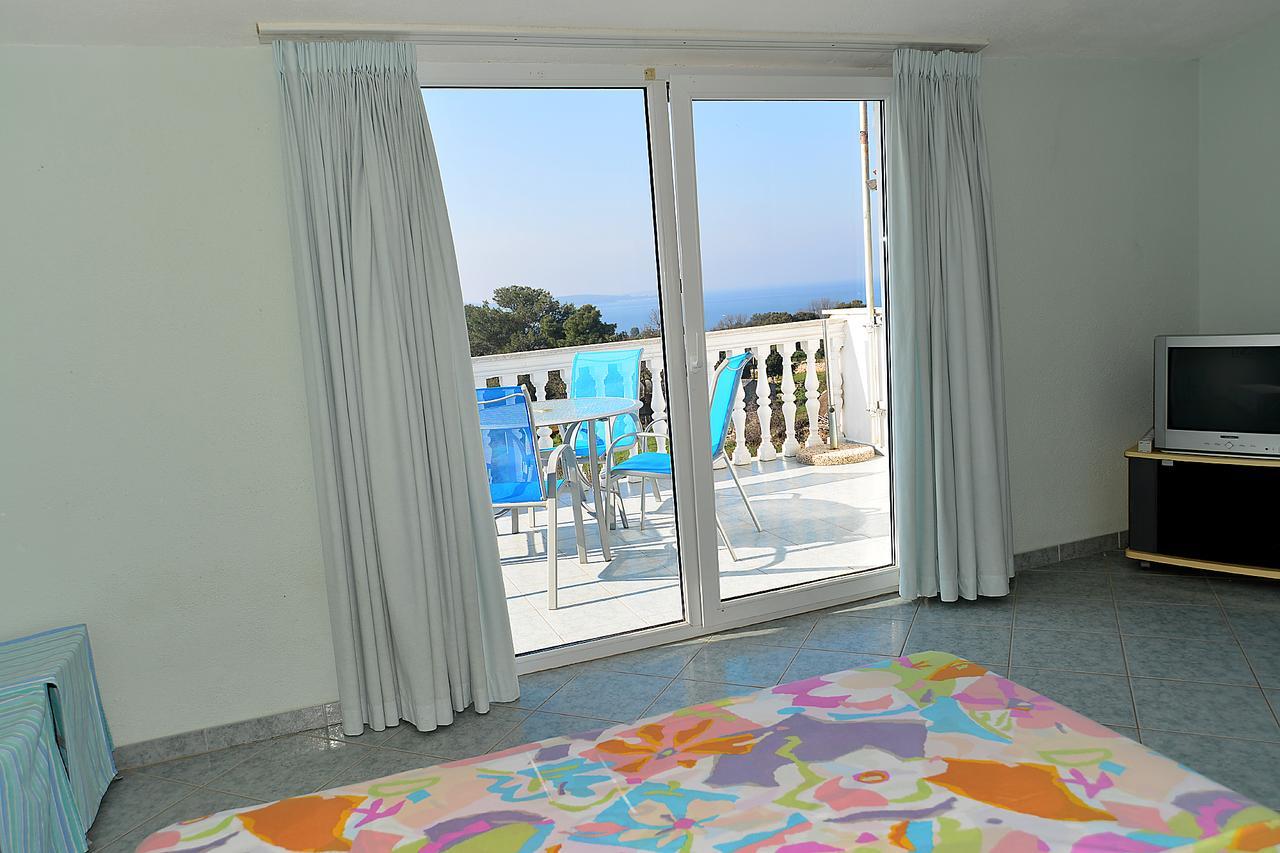 Apartments Milica 56 Pula Bagian luar foto